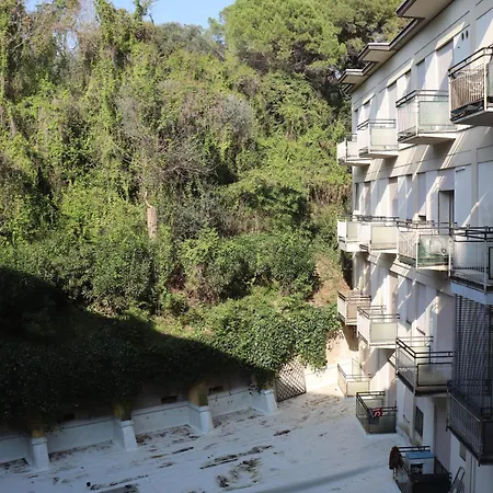 Apartment Forest In The Garda (Verona)