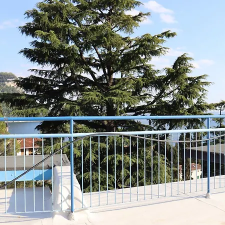 Apartment Forest In The Garda (Verona)